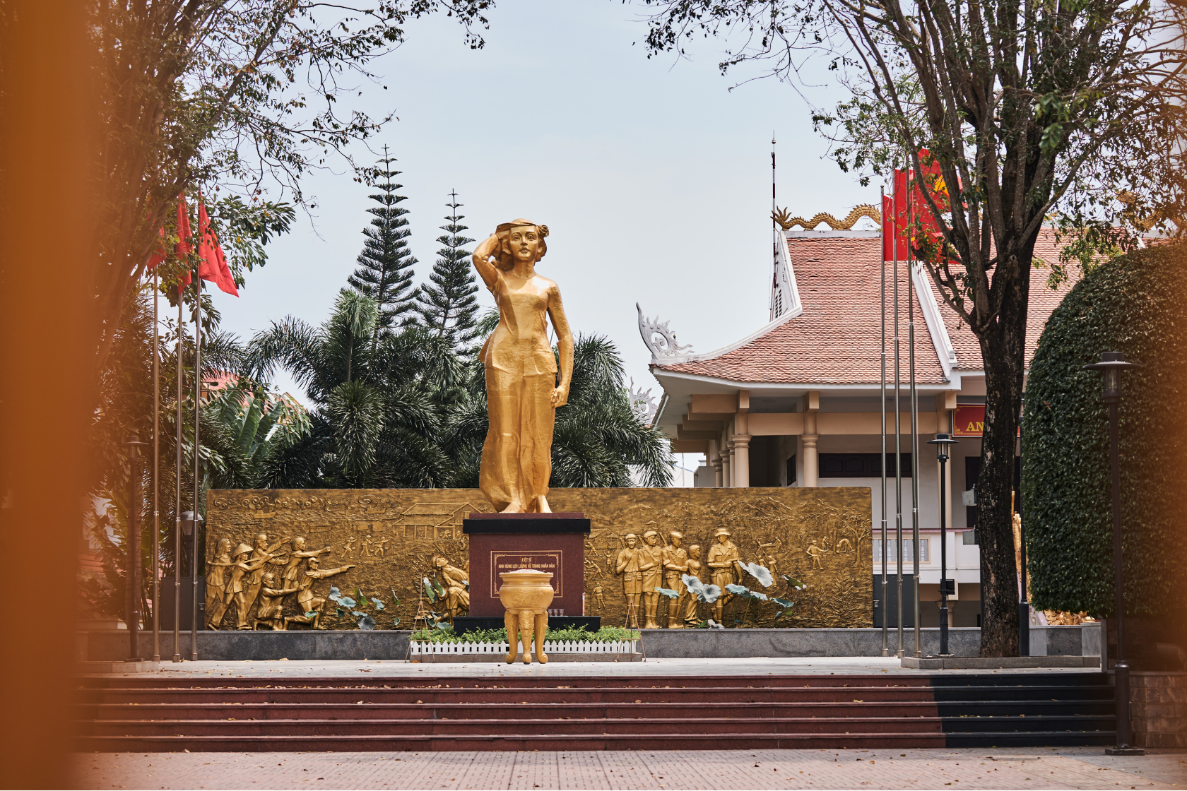 The monument of Vietnamese national heroine Võ Thị Sáu.